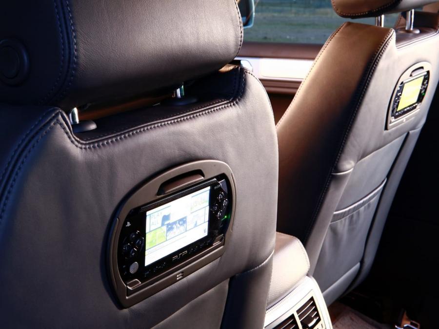  Volkswagen Touareg R GT Concept 2005 года  (фото 3 из 13)